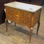 144 4256 CHEST OF DRAWERS